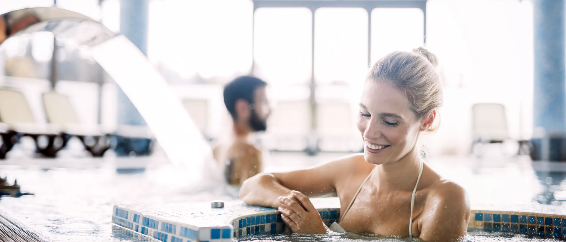 Frau in Therme