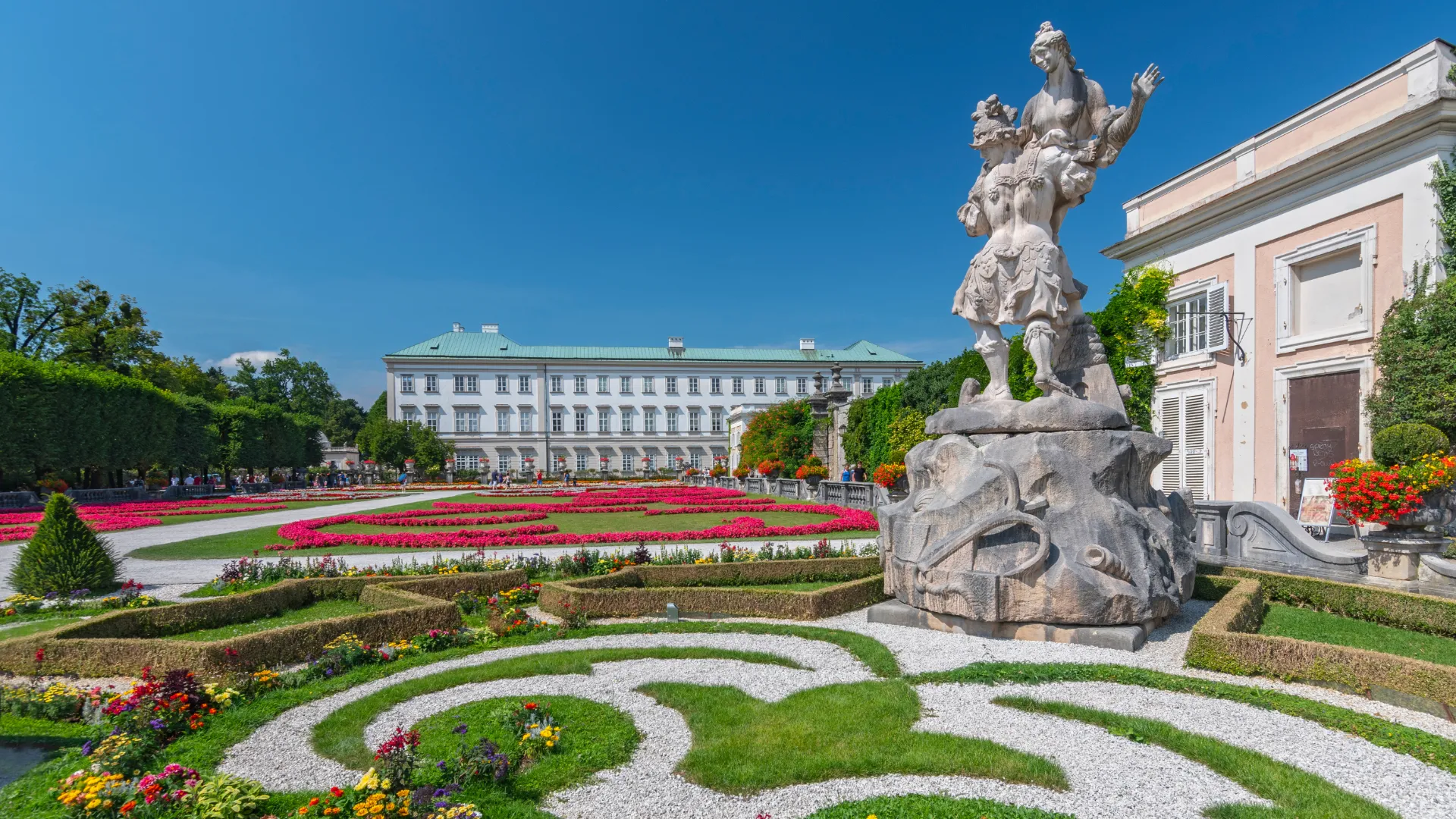 Mirabellgarten Salzburg im Sommer