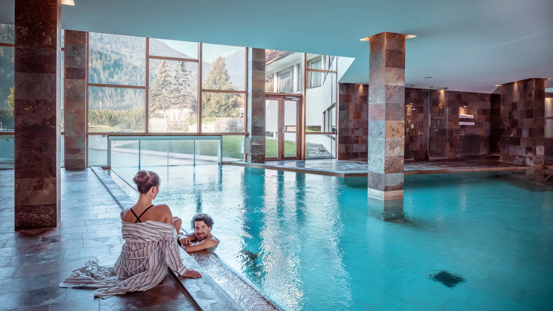Indoor-Pool