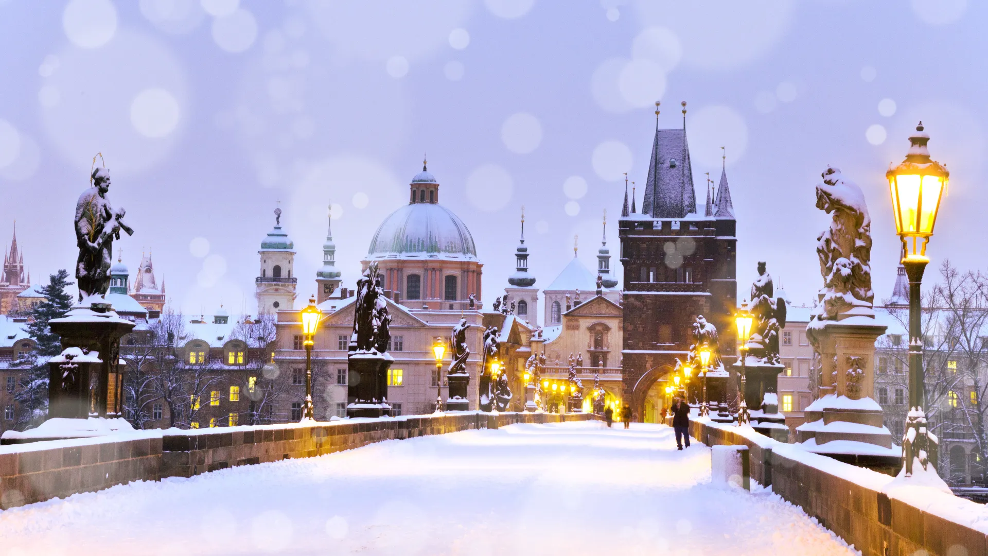 Winterliche Prager Karlsbrücke