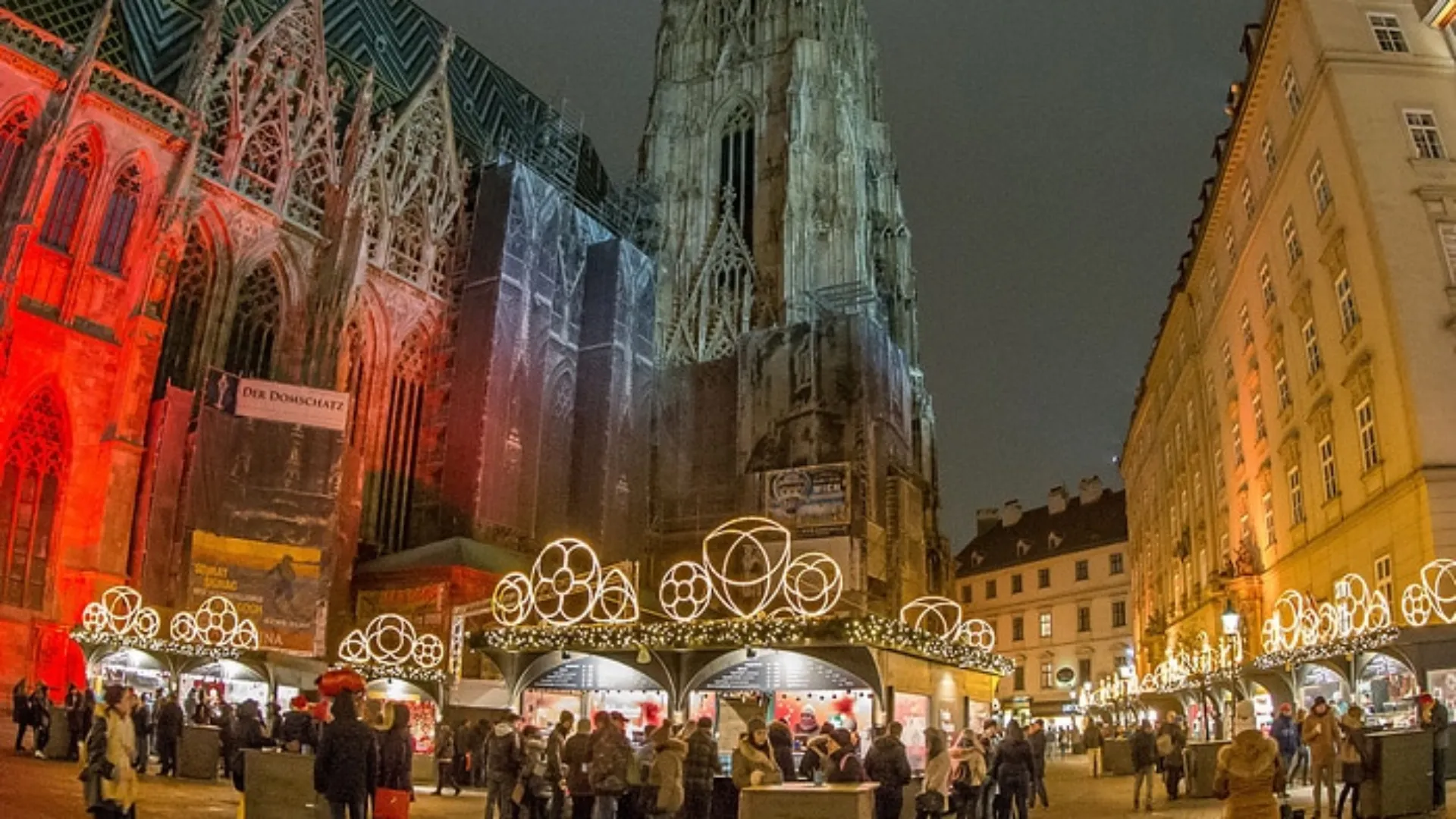 Weihnachtsdorf am Stephansdom Wien