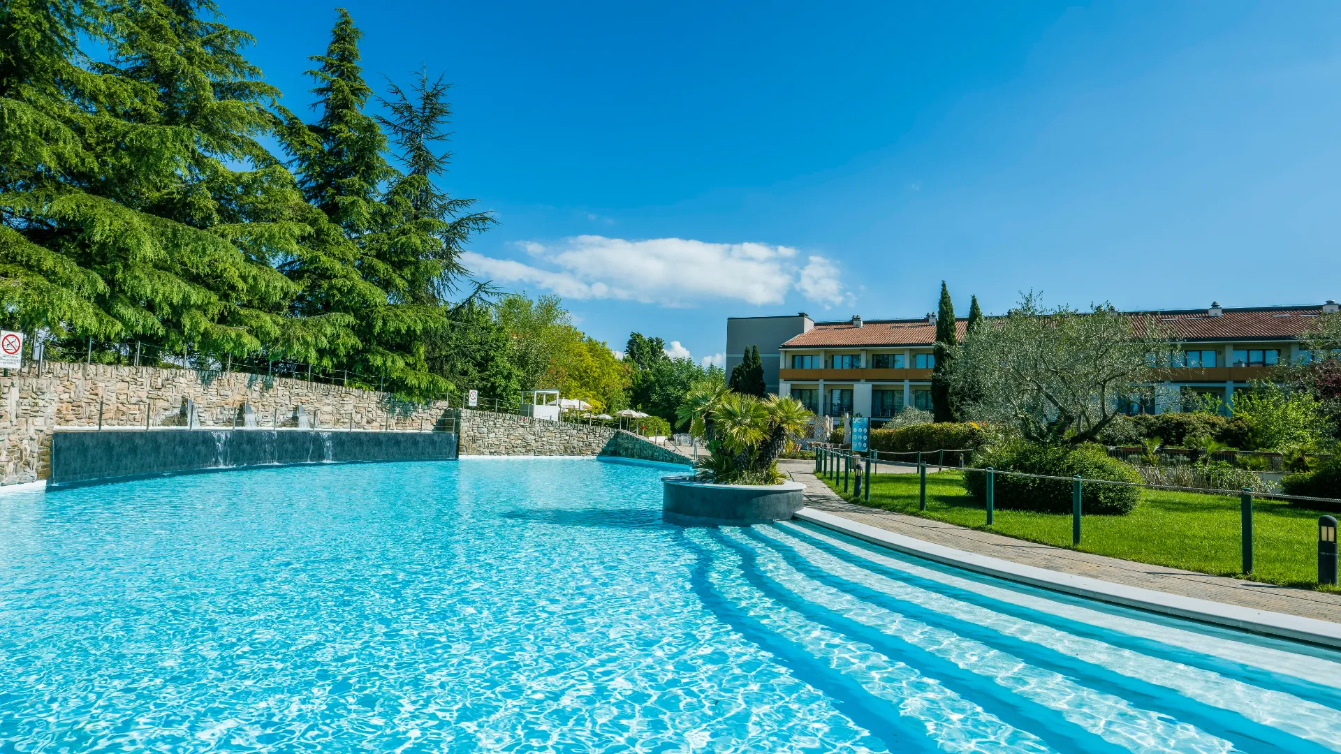 Parc Hotel - Aussenpool