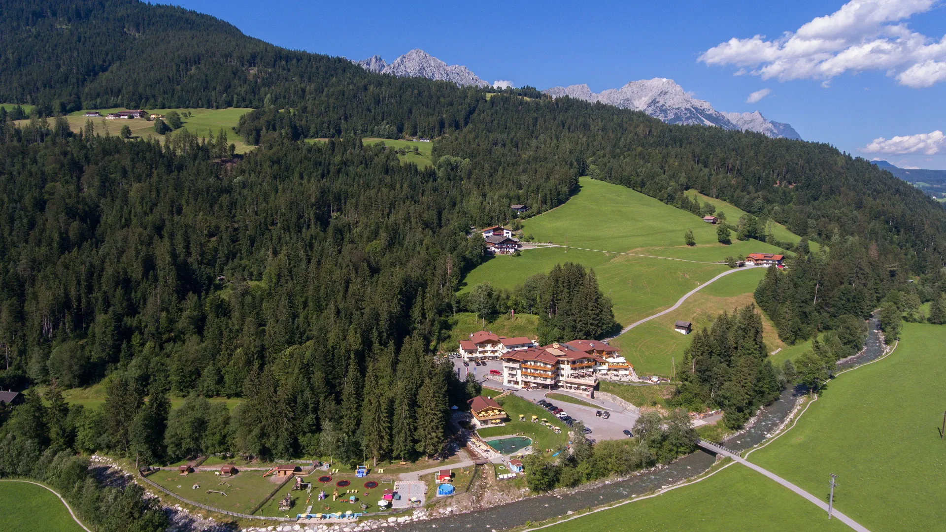 Außenansicht Sommer