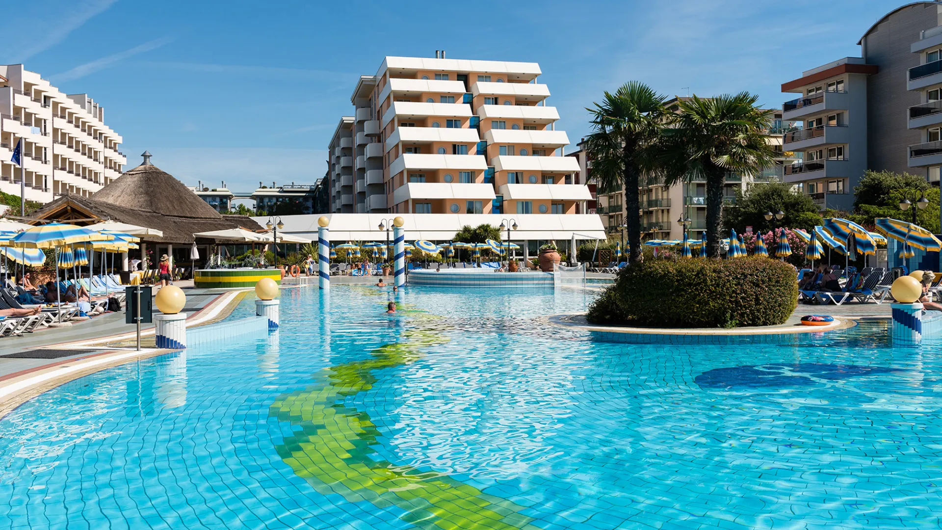 Aparthotel Holiday