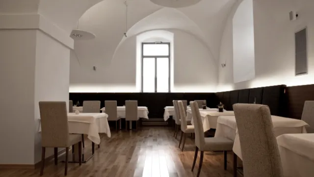 Altes Kloster Hainburg - Interior