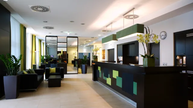 Rezeption, Rainers Hotel Vienna