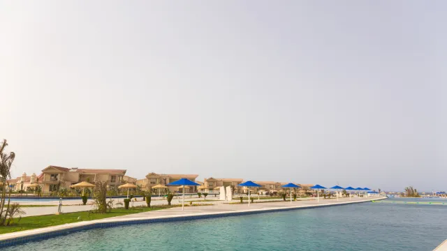 Poollandschaft