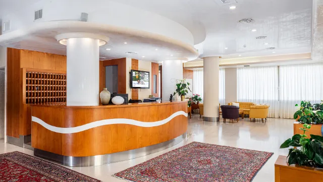 Hotel Palace