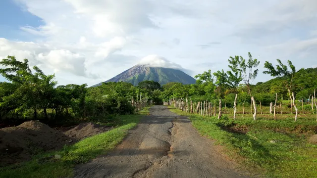 Vulkan Concepción, Omtepe