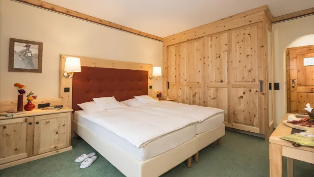 Parkhotel Wallgau - Zimmerbeispiel Doppelzimmer Balkon