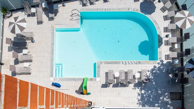 Hotel Helvetia - Pool