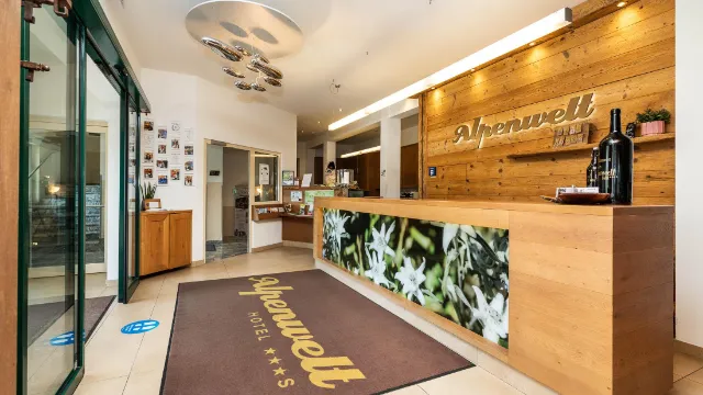 Hotel Alpenwelt