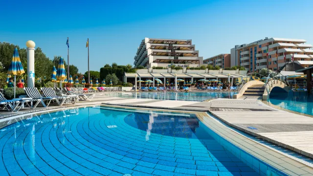 Savoy Beach Hotel & Thermal SPA - Aussenansicht