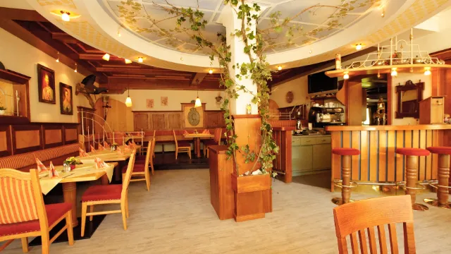 Bar / Restaurant