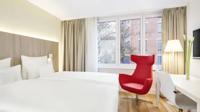 Hotel NH Collection Hamburg City, Raumbeispiel: Superior Zimmer