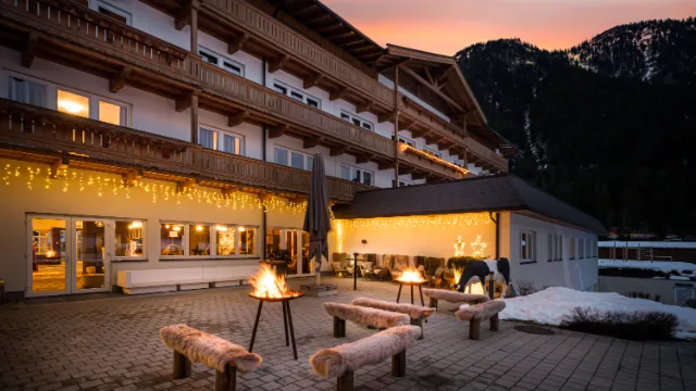 elaya hotel steinplatte