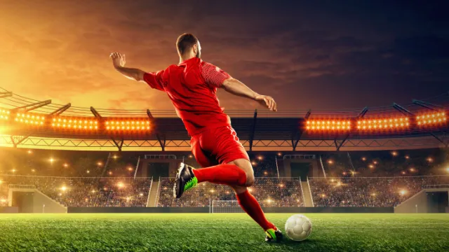Fußballspieler im Stadion