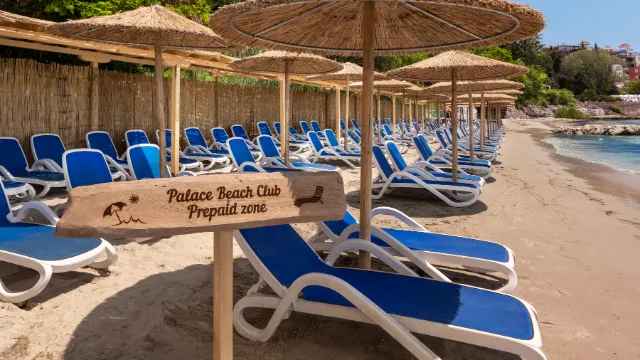 Beach Club