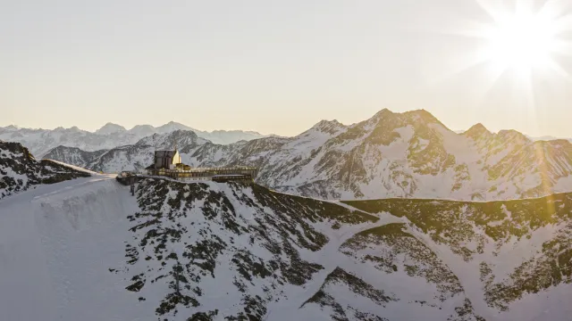 Glacier Hotel Grawand - Aussenansicht